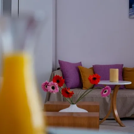 Prázdninový dům Bougainville House *
